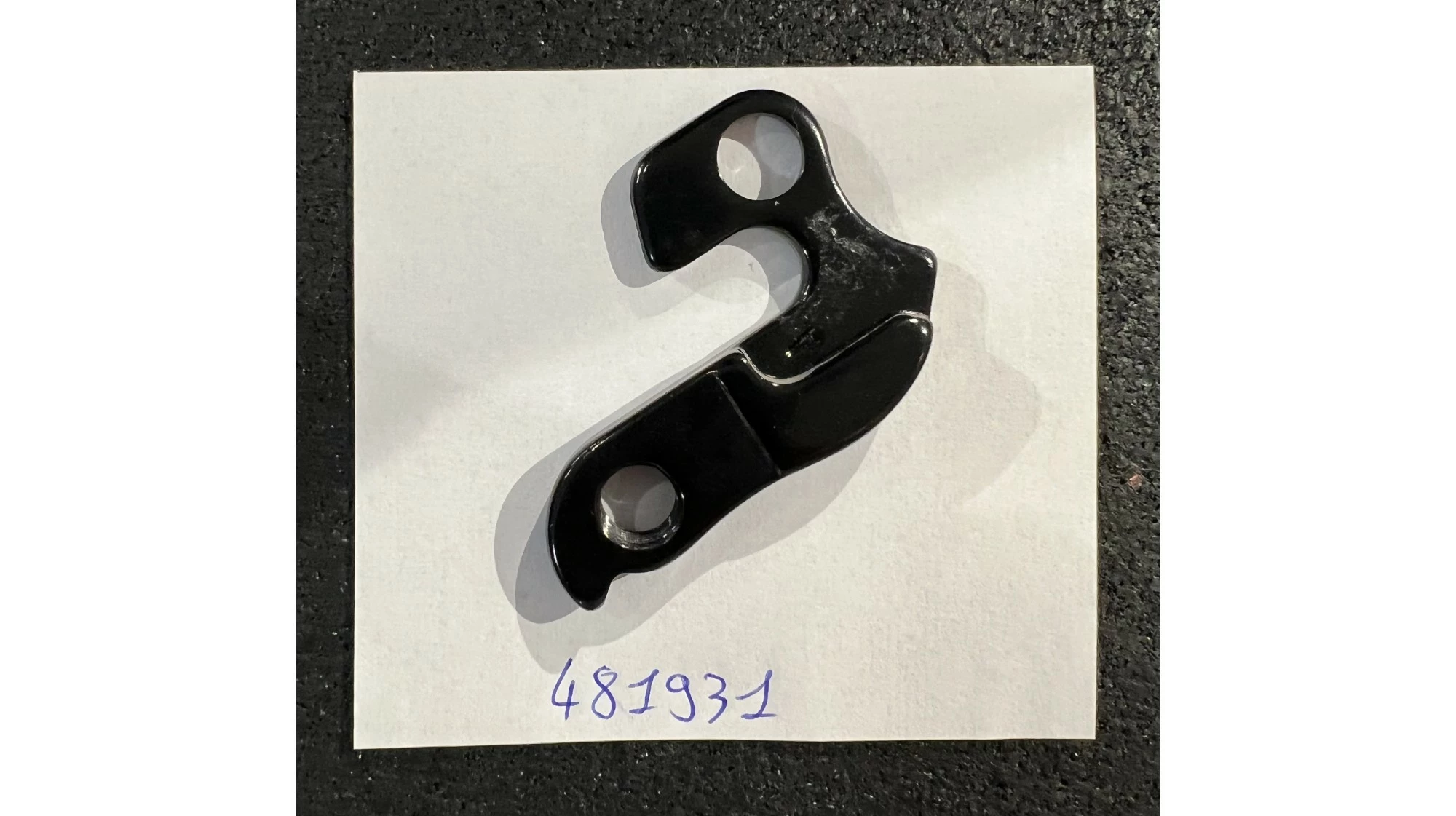 PATTE DE DERAILLEUR 1T 3 PATTE DE DERAILLEUR 1T