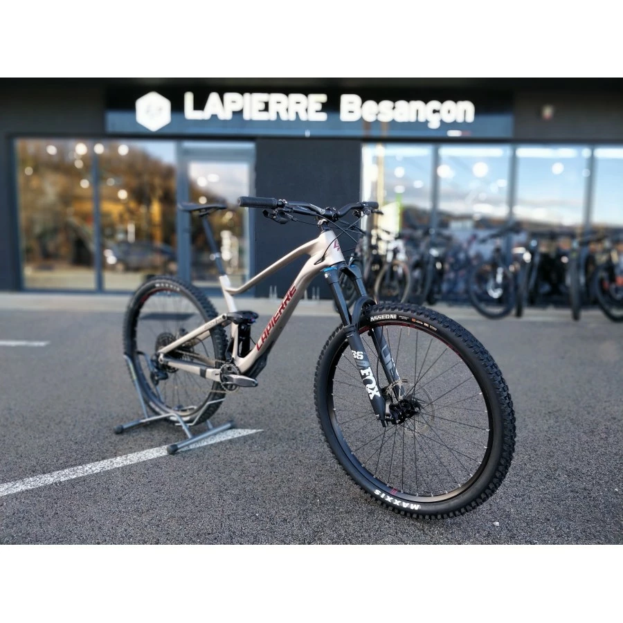 VTT LAPIERRE ZESTY AM CF 7.9 T.M (Garantie) 2 VTT LAPIERRE ZESTY AM CF 7.9 T.M (Garantie)